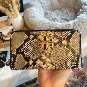 Tory Burch Wallet